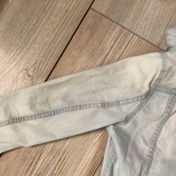 H & M Size 8 Jean Jacket Light Washed - Picture 6 of 7